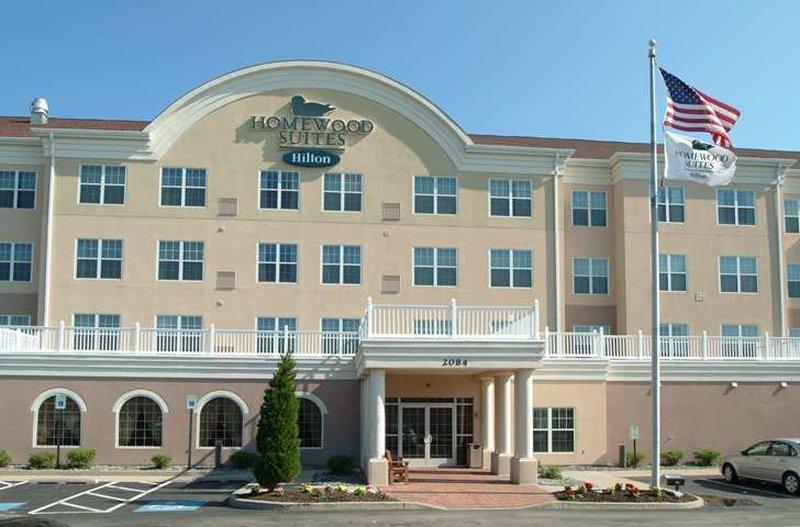 伊利希尔顿惠庭套房酒店 Kearsarge 外观 照片